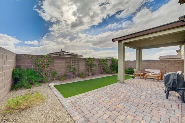 2571 Boboviste Street, Henderson, NV 89044