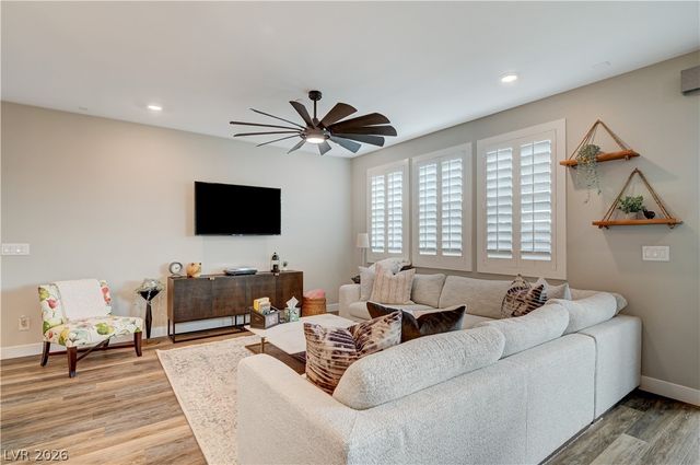 2571 Boboviste Street, Henderson, NV 89044