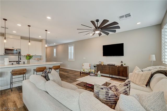 2571 Boboviste Street, Henderson, NV 89044