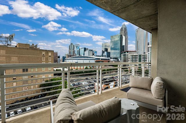 505 E 6th Street 1006, Charlotte, NC 28202