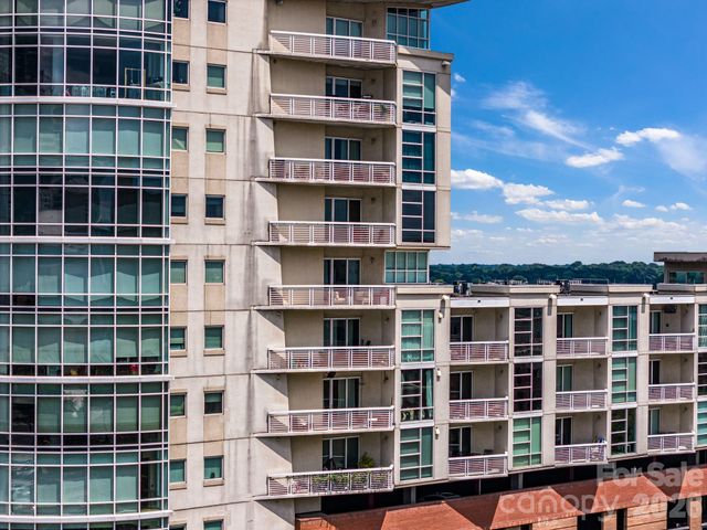 505 E 6th Street 1006, Charlotte, NC 28202
