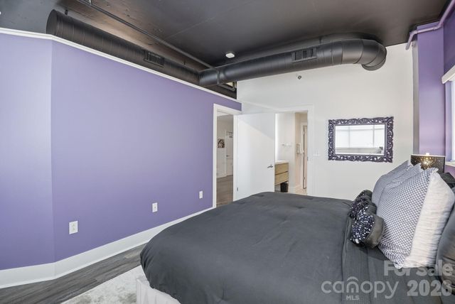 505 E 6th Street 1006, Charlotte, NC 28202