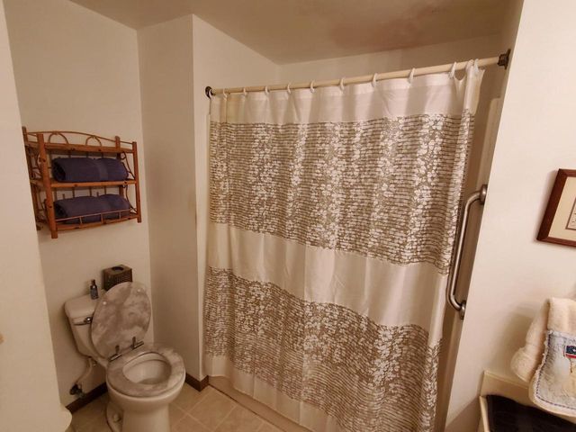6253 Middleton Spring Drive Common, Middleton, WI 53562