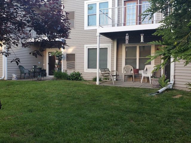 6253 Middleton Spring Drive Common, Middleton, WI 53562
