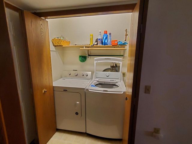 6253 Middleton Spring Drive Common, Middleton, WI 53562