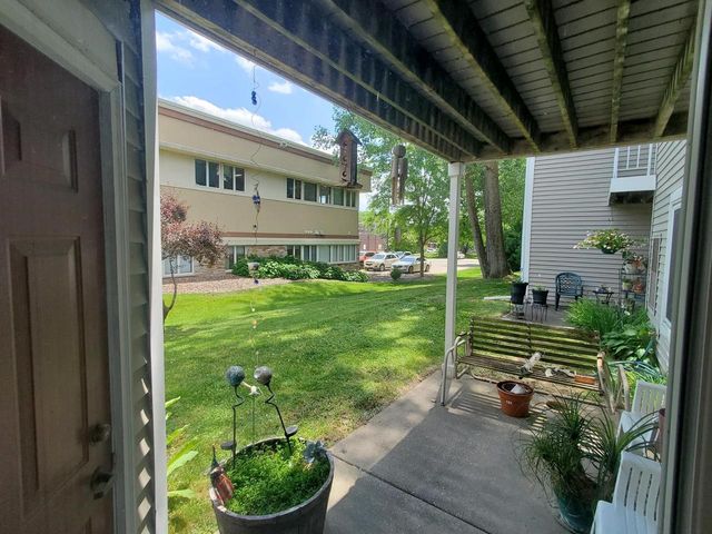 6253 Middleton Spring Drive Common, Middleton, WI 53562