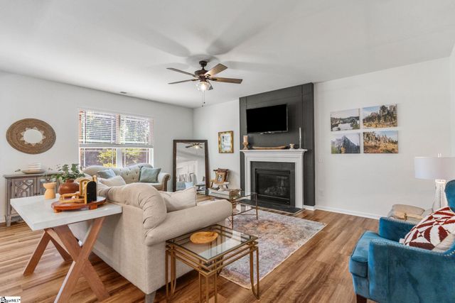 564 Pollyanna Drive, Greenville, SC 29605