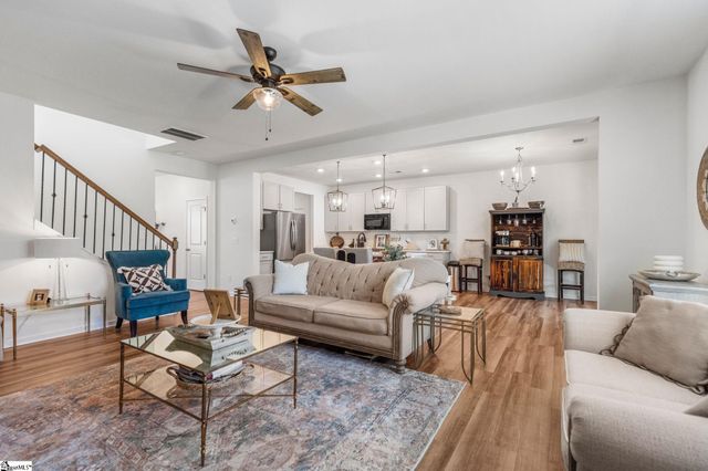 564 Pollyanna Drive, Greenville, SC 29605