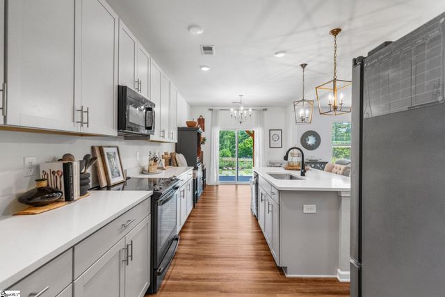 564 Pollyanna Drive, Greenville, SC 29605
