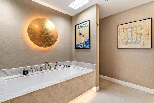 133 Desert Lakes Drive, Palm Springs, CA 92264