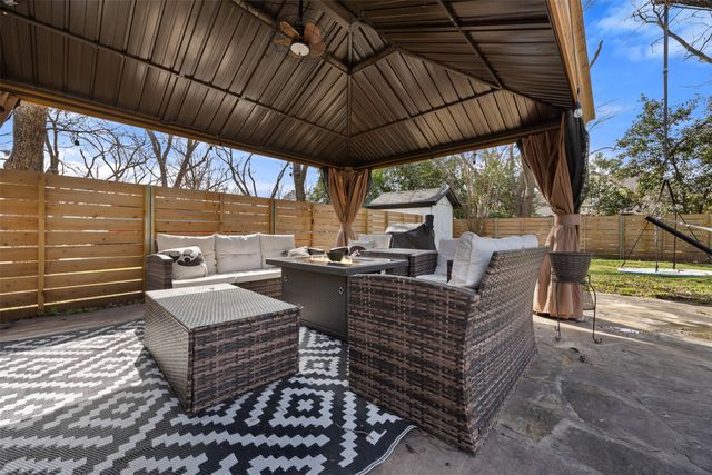 5502 Wedgefield Lane, Granbury, TX 76049