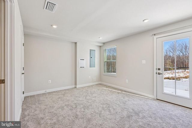 9389 EDENDERRY DR, Fredericksburg, VA 22408