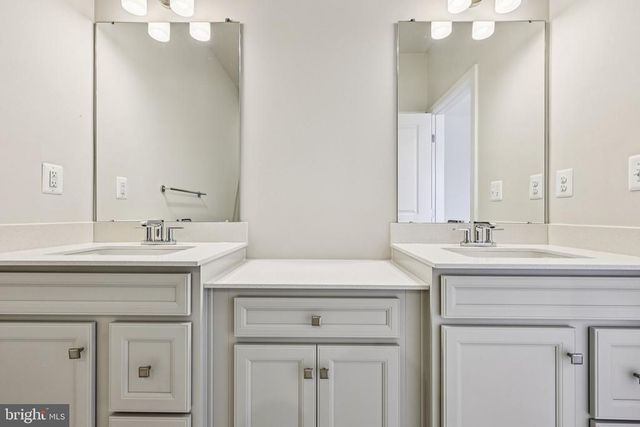 9389 EDENDERRY DR, Fredericksburg, VA 22408