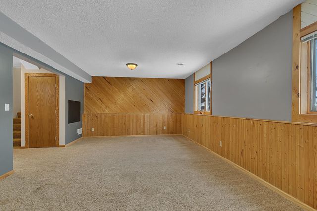 202 10th Street N, Sartell, MN 56377