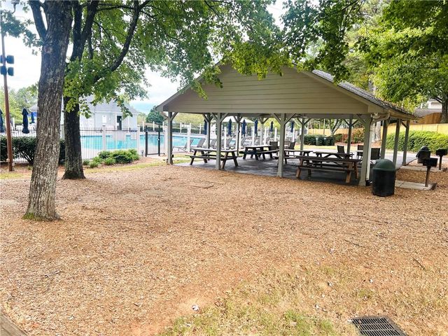 120 CROFTWOOD Court, Johns Creek, GA 30097