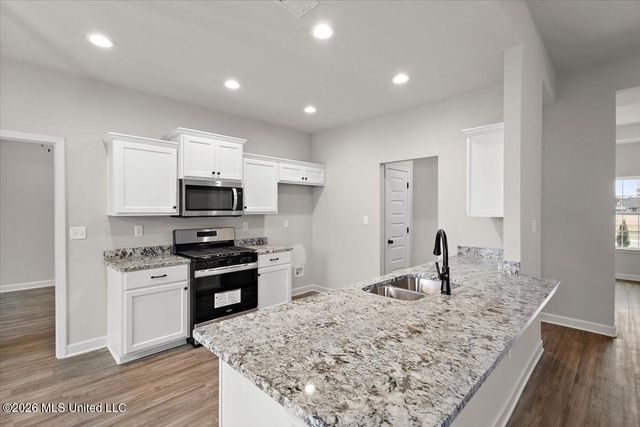 6579 E John Hamilton Way, Olive Branch, MS 38654