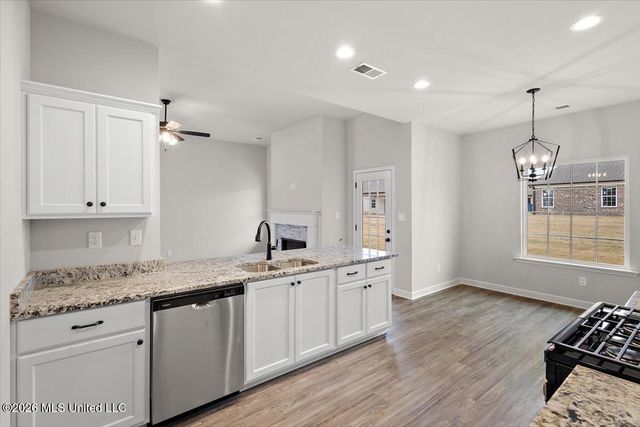 6579 E John Hamilton Way, Olive Branch, MS 38654