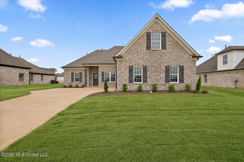6579 E John Hamilton Way, Olive Branch, MS 38654