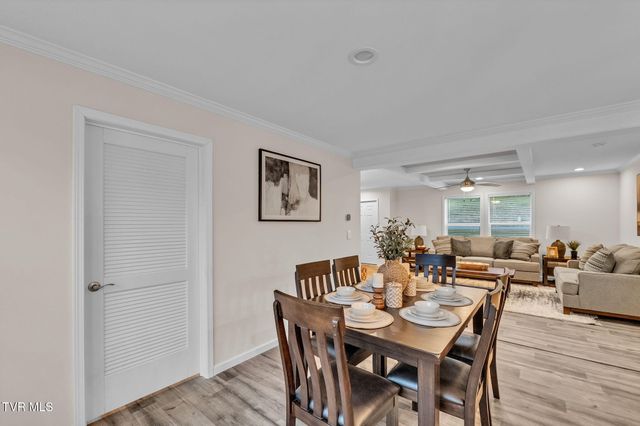 18416 Fortunes Way, Abingdon, VA 24210