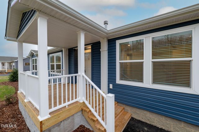 18416 Fortunes Way, Abingdon, VA 24210