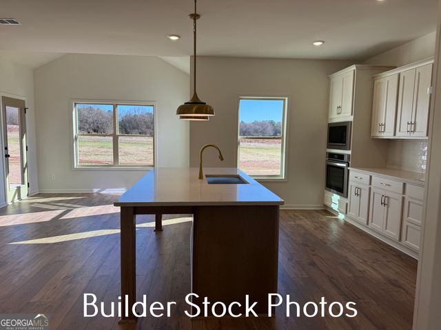 753 Hopewell Road, Forsyth, GA 31029
