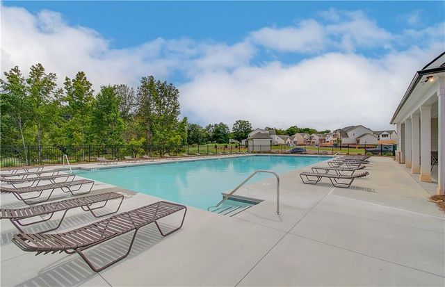 646 Winding Rose Drive, Hoschton, GA 30548