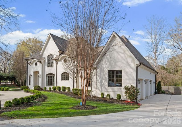 2043 Sharon Lane, Charlotte, NC 28211