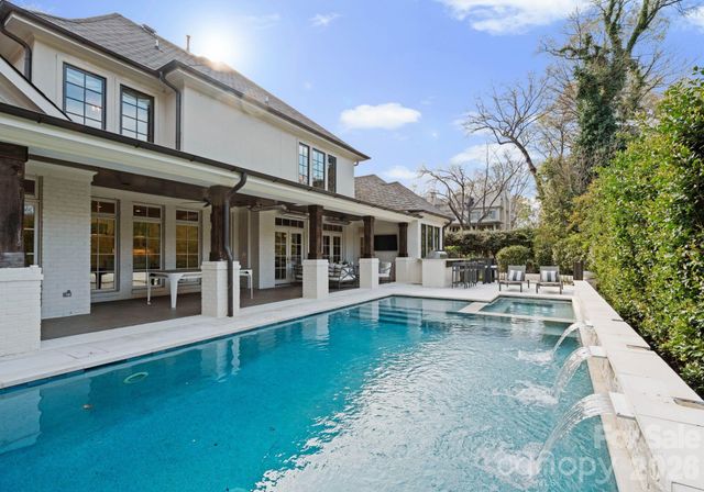 2043 Sharon Lane, Charlotte, NC 28211