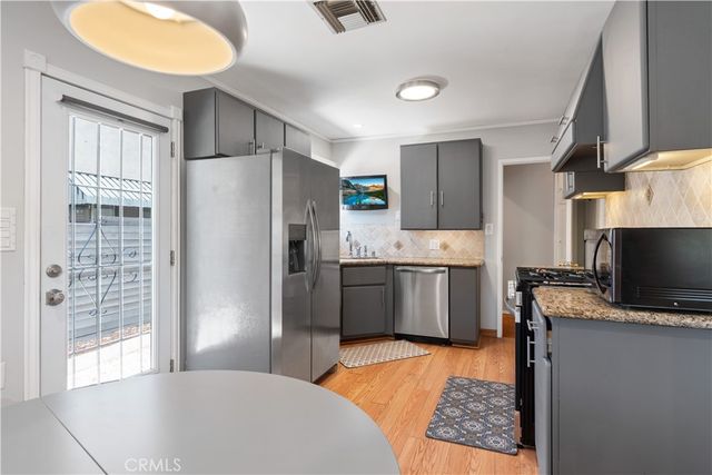 7408 Farmdale Ave, North Hollywood, CA 91605
