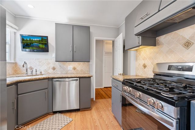 7408 Farmdale Ave, North Hollywood, CA 91605