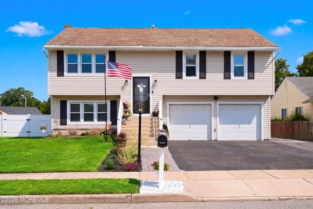 5 Musket Avenue, Barnegat, NJ 08005