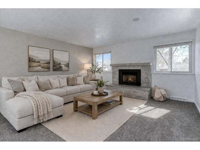 1292 S Vance St, Lakewood, CO 80232