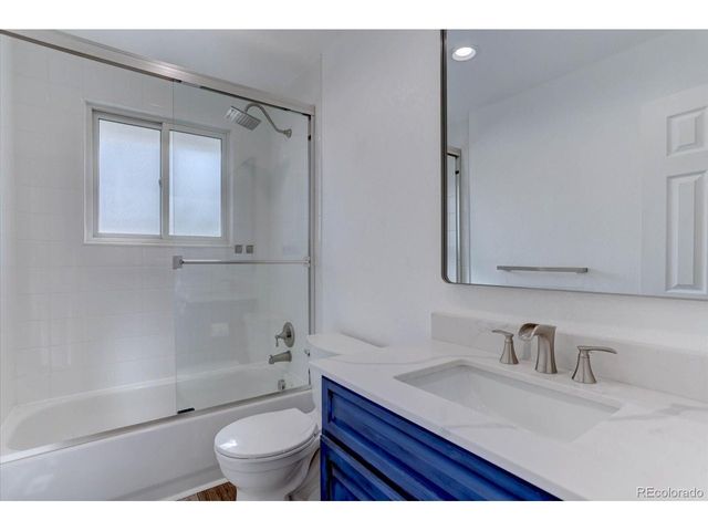 1292 S Vance St, Lakewood, CO 80232