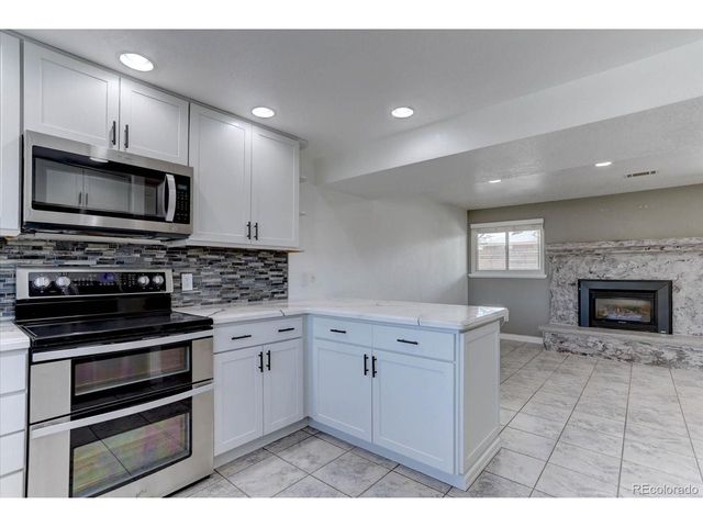 1292 S Vance St, Lakewood, CO 80232