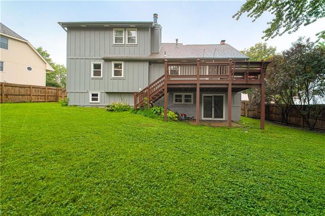5624 N Gladstone Place, Gladstone, MO 64119