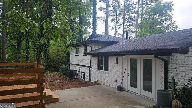 3025 McKenzie Road, East Point, GA 30344