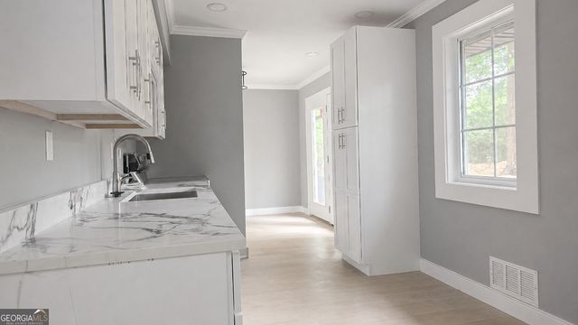 3025 McKenzie Road, East Point, GA 30344