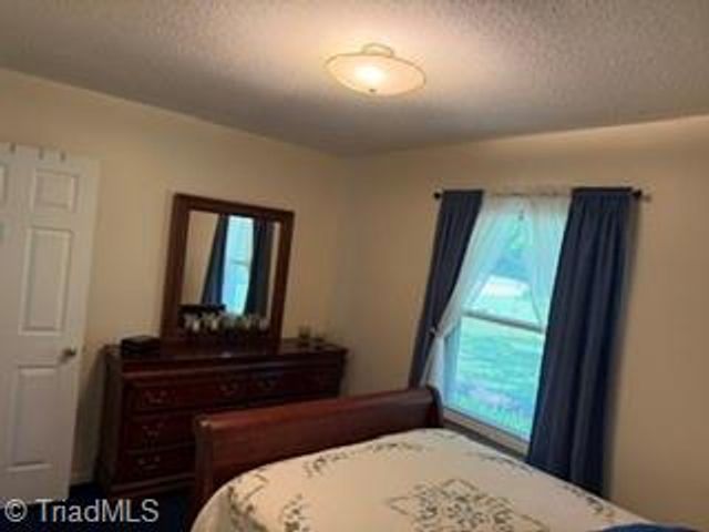 128 Hickory Hollow Road, North Wilkesboro, NC 28659