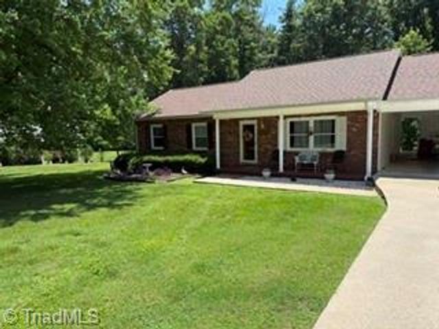 128 Hickory Hollow Road, North Wilkesboro, NC 28659