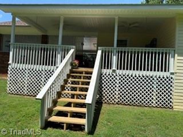 128 Hickory Hollow Road, North Wilkesboro, NC 28659