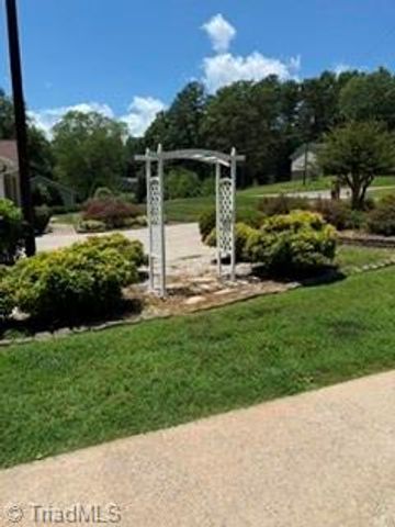 128 Hickory Hollow Road, North Wilkesboro, NC 28659