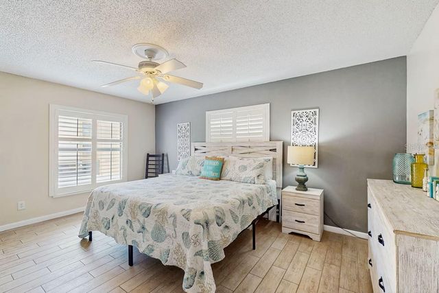 19236 GULF BOULEVARD 104, Indian Shores, FL 33785