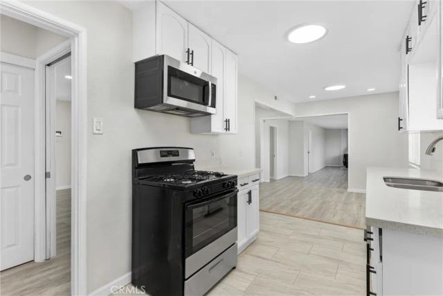 15944 Wintun Road, Apple Valley, CA 92307