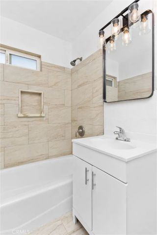 15944 Wintun Road, Apple Valley, CA 92307