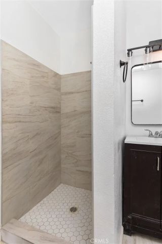 15944 Wintun Road, Apple Valley, CA 92307