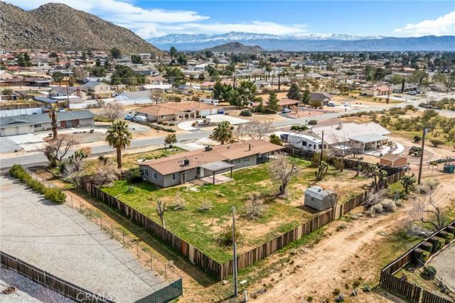 15944 Wintun Road, Apple Valley, CA 92307