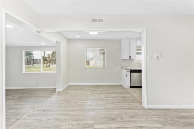 15944 Wintun Road, Apple Valley, CA 92307