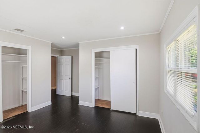 8040 HAMMOND Boulevard, Jacksonville, FL 32220