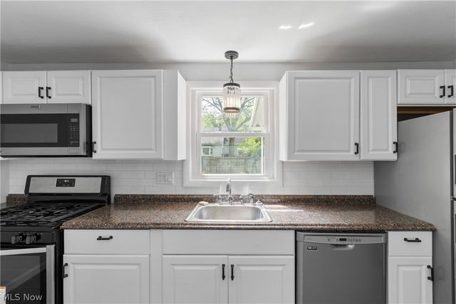 1514 37th Street NW, Canton, OH 44709