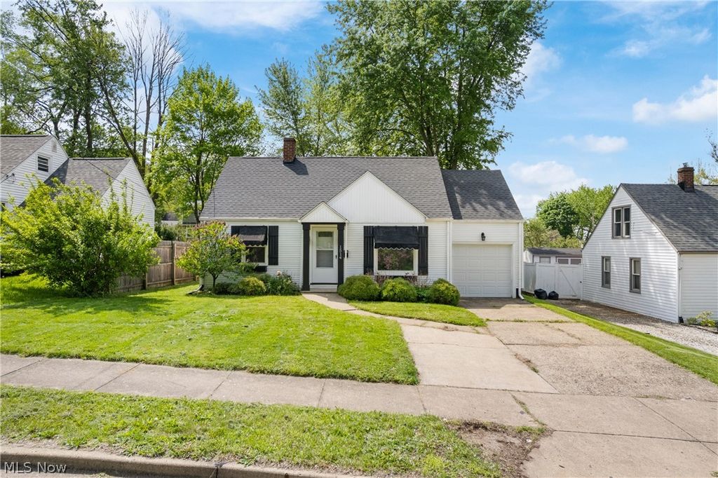 1514 37th Street NW, Canton, OH 44709